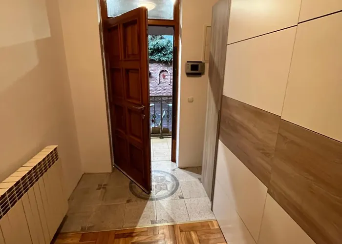 アパート Traditional Hideaway サラエヴォ